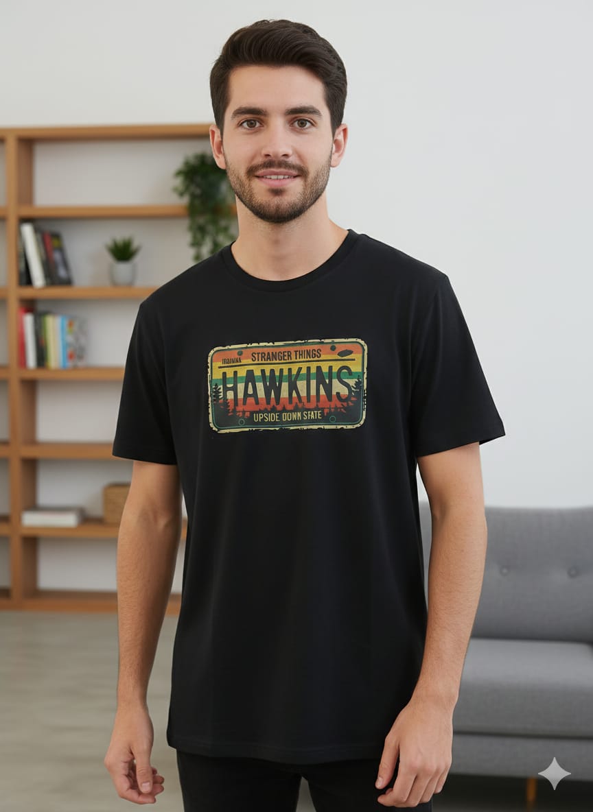 Camiseta Básica Hombre Hawkins – Edición Retro 80's