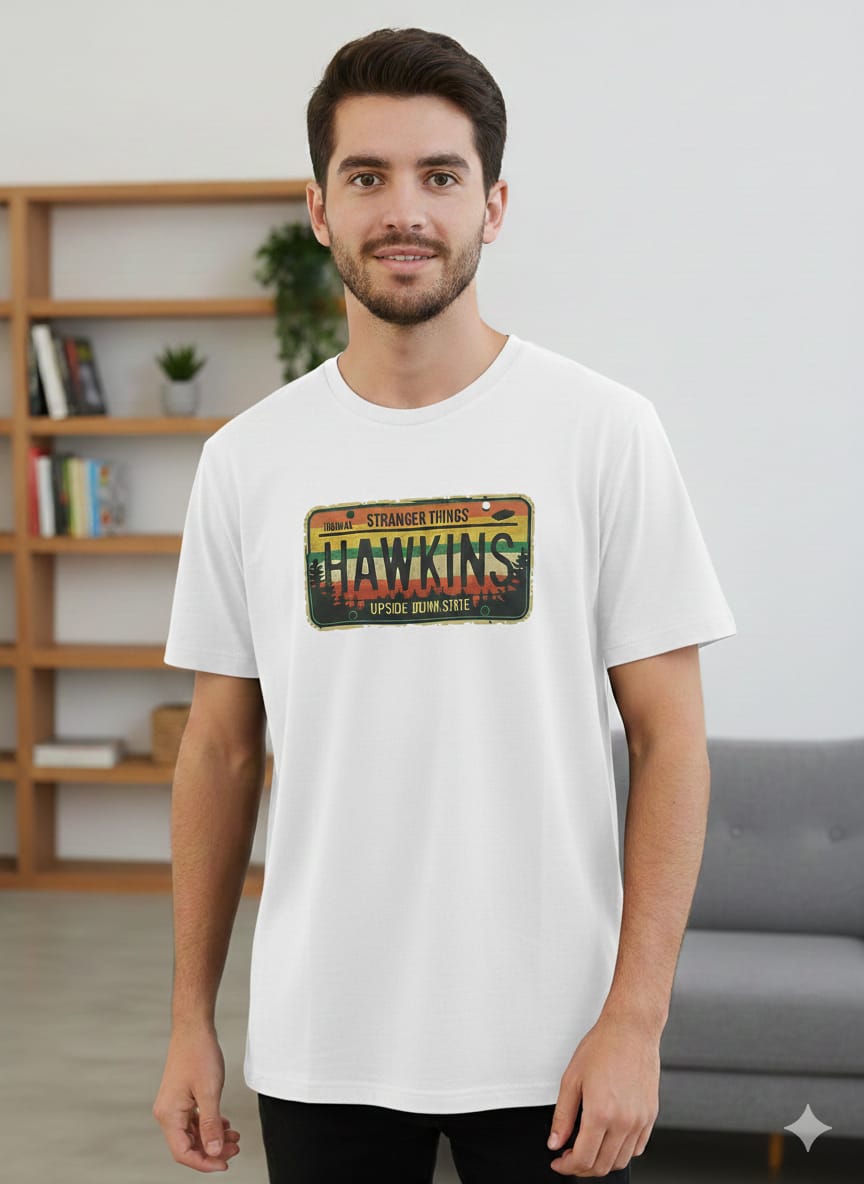 Camiseta Básica Hombre Hawkins – Edición Retro 80's