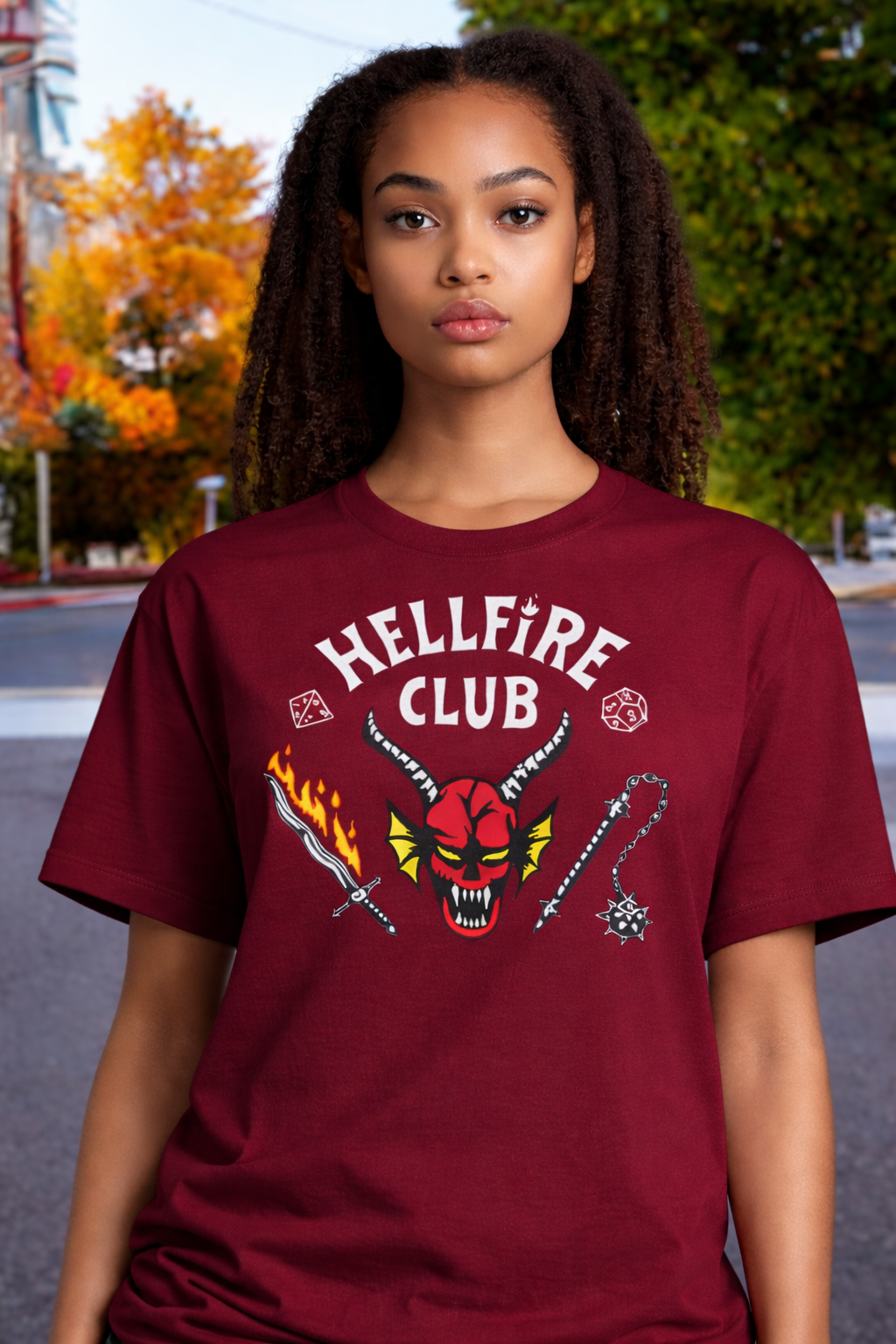 Camiseta Dama Slim Hellfire Club – Dimensión Gato